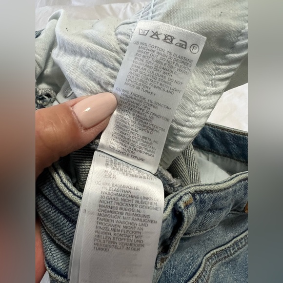 REISS | Women's SZ 26 Petite | High Rise Slim Straight Cut Jeans | Medium Wash - Picture 4 of 9